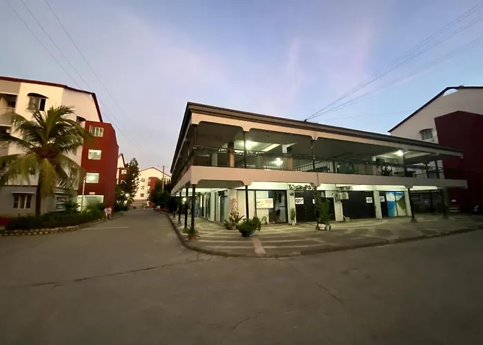 Apartment Cozy 2br With Comfy Beds Near Divespots & Airport *