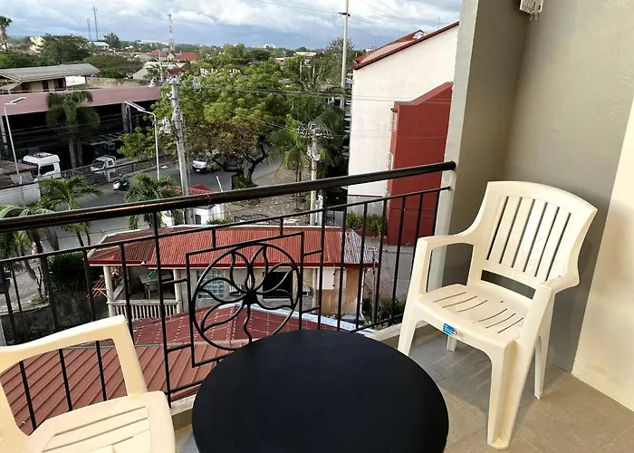 Apartment Cozy 2br With Comfy Beds Near Divespots & Airport *