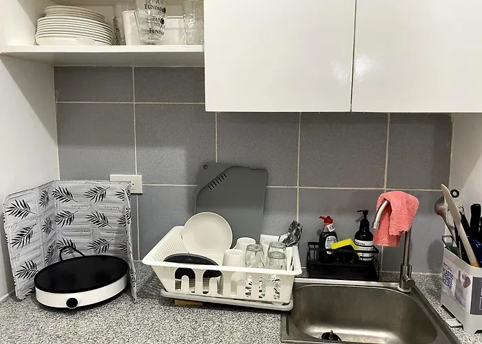 Apartment Cozy 2br With Comfy Beds Near Divespots & Airport